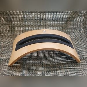 Twelve South BookArc Möd, Gorgeous Mid-Century MacBook Stand - Nearly New